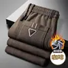 Pantalones casuales con forro polar, engrosados para otoño e invierno, pantalones largos para hombre, pierna recta, modernos, versátiles, ropa para hombre de talla grande, pantalones de chándal de pana
