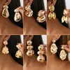 Pendientes de Hojas Plegadas de Metal Líquido Estilo Ins Transfronterizos Europeos y Americanos Pendientes Geométricos Brillantes Pendientes Pendientes