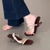 Sandalias de estilo hada francesa de nicho sin cordones para mujer, nuevas sandalias de tacón alto elegantes de verano 2026 para uso en exteriores, de moda