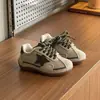 Zapatillas Infantiles de Estrellas Otoño/Invierno 2026 Estilo Coreano Moda Zapatos para Niños Zapatos Casuales de Suela Suave para Niños Zapatillas de Entrenamiento Alemanas para Niñas