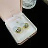 Brincos de metal com pino de prata banhados a ouro real Coreia do Sul ins nicho alta qualidade luxo leve brincos moda brincos OL atacado