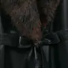 Moda Nueva Otoño e Invierno 2025 Elegante Moderna Versátil Chaqueta de Cuero con Cuello Desmontable de Piel Sintética 8490/762