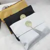 Conjunto de Cobertor de Seda Portátil de Alta Qualidade na Cor Preta Conjunto de Três Peças, Atacado Transfronteiriço Temu Dropshipping