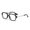 Nuevas Gafas de Sol Cuadradas con Doble Puente Estilo Europeo y Americano de Moda Gafas con Patillas de Metal para Mujer Estilo Retro Literario de Hong Kong Gafas Aviador