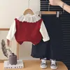 Conjunto de tres piezas de chaleco de punto con diseño juguetón de setas y temática de bosque para bebés niñas, nuevo top con cuello de encaje y pantalones largos de lunares para primavera y otoño