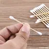 100 Bastoncillos Palitos de Madera Hisopos de Algodón Hisopos de Algodón Espiral Limpieza de Oídos Bolas de Algodón Eliminación de Maquillaje Al Por Mayor Labios Doble Cara