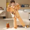 Pijama de Coral para Niñas Estilo Otoño e Invierno Conjunto de Coral Delgado para Niñas Ropa de Casa de Franela para Niños Grandes