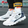 Zapatos de Hombre Xtep 2026 Zapatillas para Correr Zapatos Casuales para Hombre Genuinos Primavera y Otoño Negro Transpirables Zapatos Deportivos Tecnología de Hidrógeno