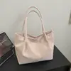 Bolso tote fresco de moda para mujer de este año, nuevo bolso de hombro plisado de color liso para otoño 2026, bolso de axila para ir al trabajo