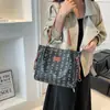 2025 Nuevo Bolso de Moda Trendy para Mujer, Bolso Bandolera Individual de Hombro para Viajero, Bolso de Mano Casual Versátil con Textura y Tote de Gran Capacidad