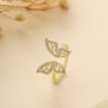 Otoño e invierno 2023 Nuevo Anillo abierto de mariposa con microincrustaciones de diamantes completos para mujer, moda elegante de lujo ligero, anillo ajustable