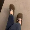 Sapatos Peludos Femininos para Uso Externo 2026 Tendência de Moda Novo Estilo Outono e Inverno Sola Macia Sapatos Femininos Mocassins Peludos Sapatos de Algodão