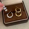 Brincos Casuais, Luxo Acessível e de Alta Qualidade em Zircônia Preta em Formato de Flor em C, Design de Nicho, Brincos de Moda Estilosos e Elegantes
