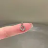 Colección Serie Colgante Clavos de Hueso de Oreja Pendientes de Tornillo de Acero de Titanio Perforación de Oreja para Mujer Pendientes de Clavo Coclear