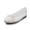 Sapatilhas Baixas Color Block Fashion 2,5cm Estilo Lady 2026 Bico Redondo Slip-On Sapatos de Vovó Sapatos de Couro