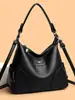 Bolso Transfronterizo de Piel Suave para Mujer de Mediana Edad, Bolso de Mamá, Nuevo Modelo 2026, Bolso de Hombro Simple y Elegante, Bolso Cruzado de Gran Capacidad para Viajes Diarios