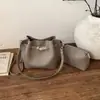 Diseño de Color Sólido Simple y Único, Bolso Cubo de Gran Capacidad, Nuevo Estilo de Alta Gama, Bolso Dulce y Elegante, Bolso de Moda para Madre e Hija