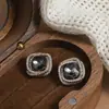 Pendientes Negros de Zirconia Estilo Francés Vintage de Lujo Ligero, Clips para Orejas Tipo Espiral para Mosquitos, Aretes sin Perforación, Pendientes Deslumbrantes para Mujer con un Toque de Alta Gama