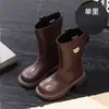 Botas de Moda para Niñas 2026 Otoño/Invierno Estilo Nuevo Cremallera Lateral Botas de Cuero Hasta la Rodilla para Niños Estilo Coreano Suela Gruesa Más Terciopelo Botas para Niñas