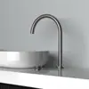 Grifo de Lavabo de Cobre Completo Tipo Split Frío y Caliente Color Gris Pistola para Lavabo de Encimera de Baño con Doble Agujero