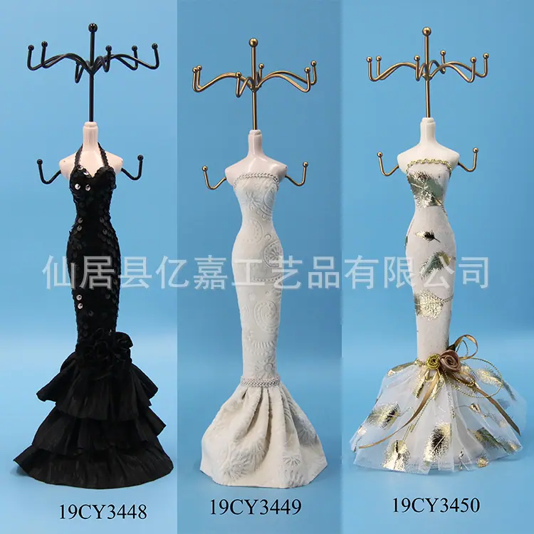19CY3449.jpg