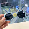 Óculos Polarizados de Desenho Animado Caterpillar para Crianças Óculos de Sol Fofos para Fotos e Brincadeiras Flor Estudante Formiga Óculos de Sol de Silicone Fofos