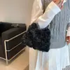 Nova Bolsa de Corrente Rosa Pérola Europeia e Americana para Jantar Bolsa de Mão para Banquete Cheongsam Noturna Versátil Bolsa Transversal