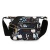 2024 Nova bolsa de bolinho multi-zíper feminina casual de tecido bolsa de ombro crossbody para meia-idade e idosos compras troco mochila atacado