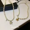 Colar Francês Retrô de Zircônia Estrela Pérola Luxo Leve Sensação de Alto Padrão Corrente de Clavícula Doce Estilo Cool Versátil Exquisito Colar para Mulheres