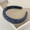 Faixa de Cabeça com Coroa Alta para Mulheres, Novo Estilo com Toque de Luxo, Faixa de Cabelo Larga Versátil para Sair, Acessório de Cabelo para Lavar o Rosto