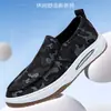 Zapatos de lona para hombre, nuevos modelos primavera/verano, versátiles, cómodos, modernos, zapatillas slip-on de moda, zapatos casuales, zapatos de tela, venta al por mayor transfronteriza