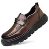 Nuevos Zapatos de Cuero Casuales para Hombre Otoño e Invierno Estilo Británico Retro Cuero Genuino Suela Gruesa Mocasines Suela Suave Antideslizantes Aumentadores de Altura Zapatos de Conducir