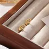 Pendiente de Hélice para Hueso de Oreja con Tornillo de Acero Titanio, Gato con Diamantes, Saturno, Estilo Dulce-Genial, Pendientes de Diseño de Nicho de Moda Estilo Ins