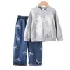 Sudadera Gris Casual de Manga Larga para Niños y Niños de Edad Media con Jeans de Lazo - Nuevo Estilo Otoñal Europeo y Americano de Amazon