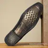 Zapatos de Cuero Transpirables Versátiles para Jóvenes Tallas Grandes Transfronterizos Bloques de Color Tallado Personalidad de Negocios Patchwork Casual Formal Zapatos de Cuero