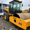Exportamos diversos rodillos de carretera durante todo el año, incluyendo rodillos de carretera vibratorios XCMG de 8, 16, 22 y 26 toneladas, con una garantía de un año.