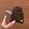 Presilha de Cabelo Triângulo Gato Kt com Estampa de Leopardo Retrô Coreana para Mulheres, Acessório de Cabelo para a Parte de Trás da Cabeça, Presilha Tubarão, Grampo de Cabelo, Adorno de Cabelo