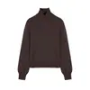 A ONU recomenda altamente esta coleção outono/inverno: o suéter base de lã merino Biella com gola alta, ligeiramente oversized, para mulheres