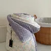 Edredom CELING outono e inverno, feito com uma camada dupla de gaze de algodão de um lado e um fleece macio, tipo grãos, do outro, adequado para casais, lavável à máquina e fornece calor para primavera e outono, bem como um núcleo de edredom quente para o inverno