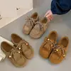 Otoño 2025 Suela Suave Cómodos Zapatos Canguro Retro Birkenstock Moda Femenina Populares Mocasines Slip-On