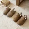 Zapatos para Niños Zapatos Grandes de Algodón 2026 Estilo Nuevo Invierno para Niños Más Terciopelo Deportes Zapatos Birkenstock Niños Medianos y Grandes Gorros Calientes Zapatos de Invierno