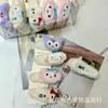 Serie de muñecos de peluche Sanrio de otoño e invierno, Cinnamomum Gui Dog Kulomi Melody Kitty Cat Pressage, cinturón de goma, accesorios para el cabello