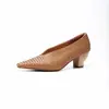 Sapatos de Couro Bovino de Primeira Camada Tecidos para Mulheres, Sapatos de Salto Médio Grosso, Novo Estilo para o Início da Primavera, Sapatos de Couro Genuíno com Bico Quadrado e Boca Rasa, Sapatos Femininos Retro