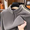 Sudadera con cuello alto y cremallera estilo Old Money para hombre 2026 Otoño e Invierno Nuevo Estilo Gruesa con Forro Polar Cálida y Resistente al Frío Sudadera para Hombre Venta al por Mayor