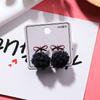 Versión coreana de los nuevos pendientes de aguja de plata S925 color otoño e invierno bola de visón de agua perla pendientes pendientes pendientes precio mayorista