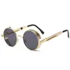Novos Óculos de Sol Hip-Hop Estilo Rua Europeu e Americano, Óculos Antivento Personalizados com Lentes Cruzadas, Óculos de Sol Série Punk Retrô para Homens e Mulheres