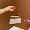 2026 Inverno Novo Elegante Lantejoula Moda Nicho Design Versátil Casual Simples Texturizado Bolsa de Ombro Bolsa Transversal