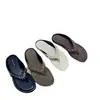 Nuevas Chanclas Retro de Cuero Mate con Pedrería de Suela Gruesa para Mujer 2026, Sandalias Planas de Playa para Uso en Exteriores