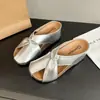 Medias Zapatillas Súper Trendy para Combinar con Faldas, Ropa de Verano para Mujer para Exteriores, Nuevo Modelo 2026, Mocasines Perezosos con Tacón de Cuña, Sandalias Cerradas Tipo Birkenstock