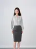 Camisa de Manga Larga Gris con Cuello en V para Mujer Traje de Dos Piezas Pantalones Falda Sencillo Profesional Otoño e Invierno Ropa de Trabajo Nueva
